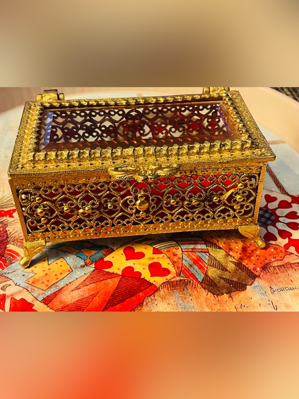 1950’s-60’s Ornate Gold Filigree Decorative Jewelry Box Beveled Glass Lid